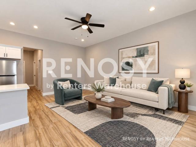 2 BR, 2 BA Apartment 4124 Vaughn Street A, Houston, TX 77016