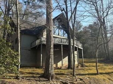 2 BR, 2 BA Apartment 417 Chalet Village Dr, Dillard, GA 30537
