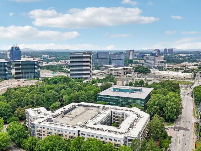 2 BR, 2 BA Apartment 4150 Ashford Dunwoody Rd Unit 1244, Atlanta, GA 30319