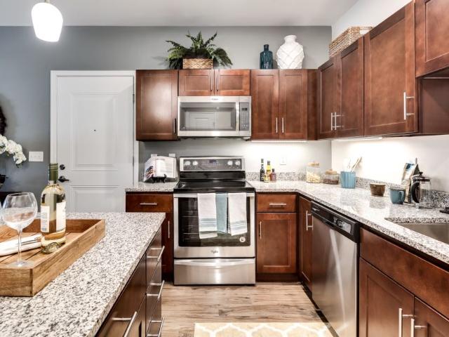2 BR, 2 BA Apartment 415 Center Pointe Drive Unit 306, Mechanicsburg, PA 17050
