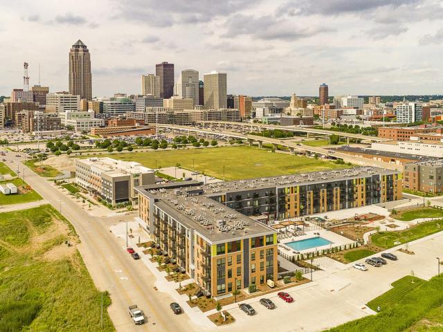 2 BR, 2 BA Apartment 415 SW 11th Street Unit 216, Des Moines, IA 50309