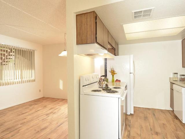 2 BR, 2 BA Apartment 4181 North Granite Reef Road Unit 115, Scottsdale, AZ 85251