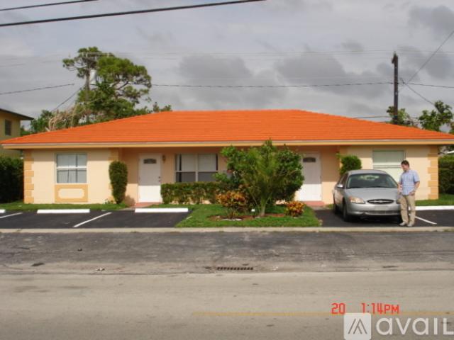 2 BR, 2 BA Apartment 419 SW 15th St, Unit 419, Pompano Beach, FL 33060