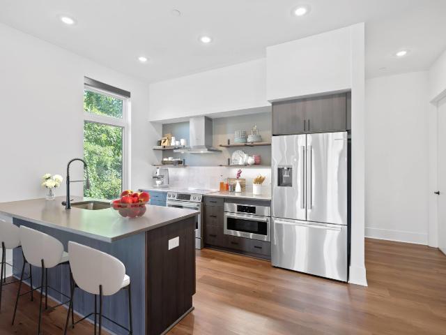 2 BR, 2 BA Apartment 423 Hoge Street Unit 315, Cincinnati, OH 45226