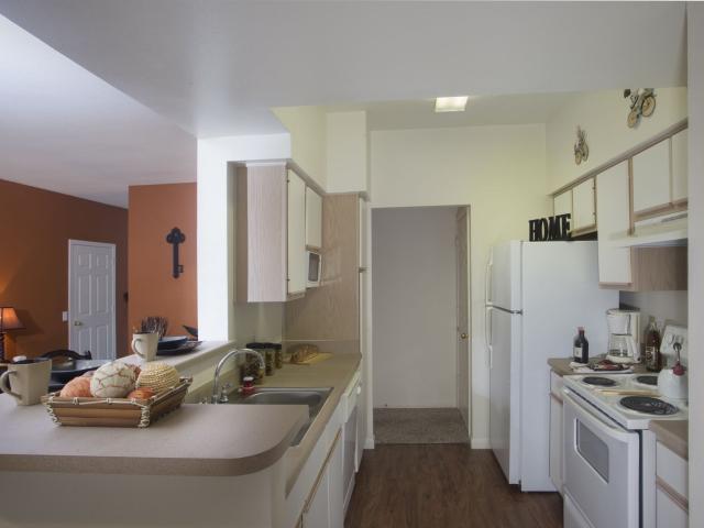 2 BR, 2 BA Apartment 4200 Las Palmas Circle Unit 527, Brownsville, TX 78521