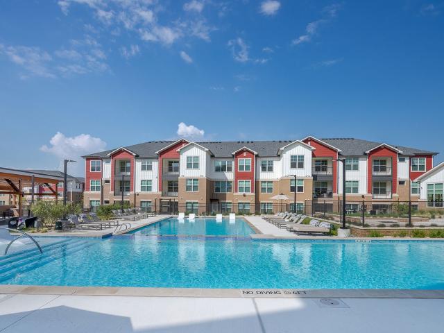 2 BR, 2 BA Apartment 420 El Rio St, San Marcos, Austin, TX 78666