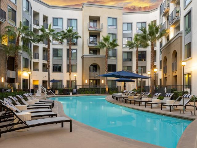 2 BR, 2 BA Apartment 420 La Crescenta Drive Unit 222, Brea, CA 92823