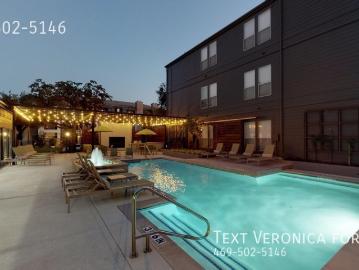 2 BR, 2 BA Apartment 4211 Cabell Dr, Dallas, TX 75204