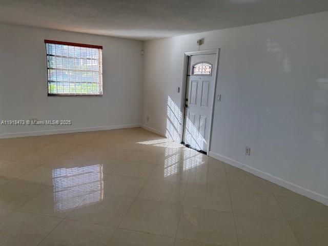 2 BR, 2 BA Apartment 421 Northeast 1st Street, Hallandale Beach, FL 33009