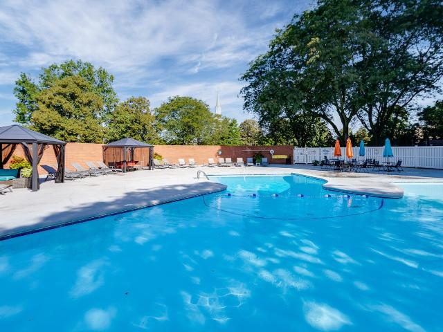 2 BR, 2 BA Apartment 425 Dayton Towers Dr Unit 14G, Dayton, OH 45410