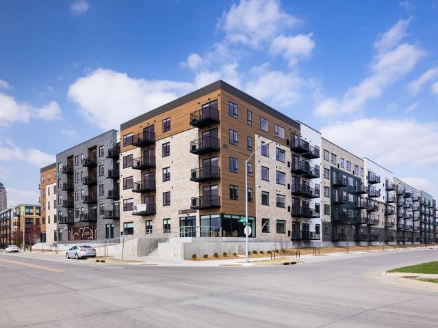 2 BR, 2 BA Apartment 425 SW 11th St Unit 226, Des Moines, IA 50309