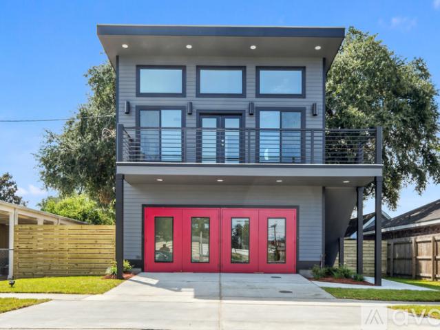 2 BR, 2 BA Apartment 428 W Solidelle St, Unit A, Chalmette, LA 70043