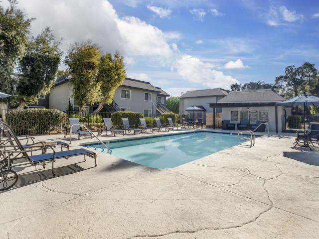 2 BR, 2 BA Apartment 4301 La Sierra Avenue Unit 28, Riverside, CA 92505