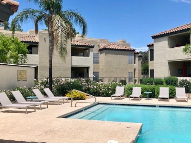 2 BR, 2 BA Apartment 4304 E CAMPBELL AVE Unit 11 1062, Phoenix, AZ 85018