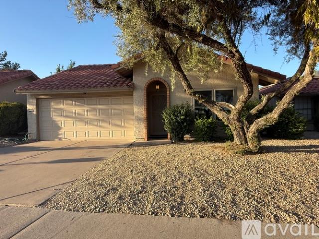 2 BR, 2 BA Apartment 4306 East Sandia Street, Phoenix, AZ 85044