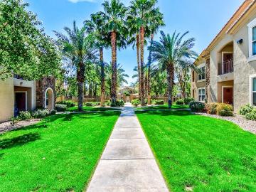 2 BR, 2 BA Apartment 43100 Palm Royale Dr Unit 1521, La Quinta, CA 92253