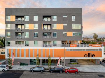 2 BR, 2 BA Apartment 4333 Illinois Street Unit 1 311, San Diego, CA 92104