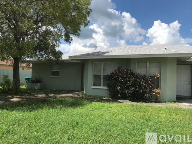 2 BR, 2 BA Apartment 4334 SW 7th Pl, Unit 4334, Cape Coral, FL 33914
