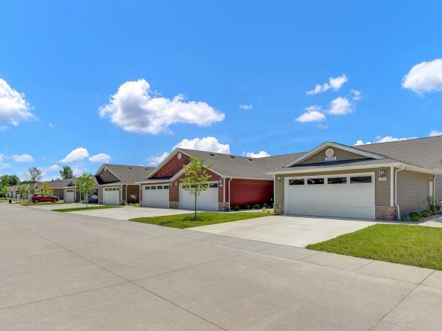 2 BR, 2 BA Apartment 437 Elgin Lane NW Unit 715, Altoona, IA 50009