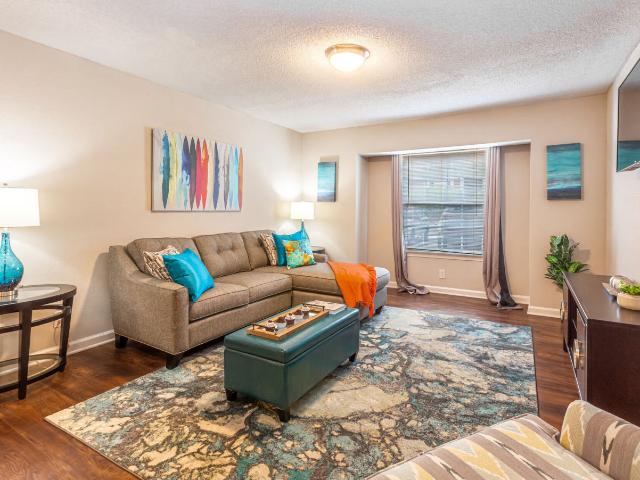 2 BR, 2 BA Apartment 4395 Washington Rd Unit 328014, Atlanta, GA 30344