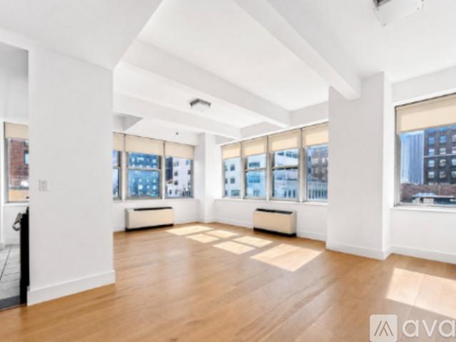 2 BR, 2 BA Apartment 43 Murray St, Unit 812, New York, NY 10007