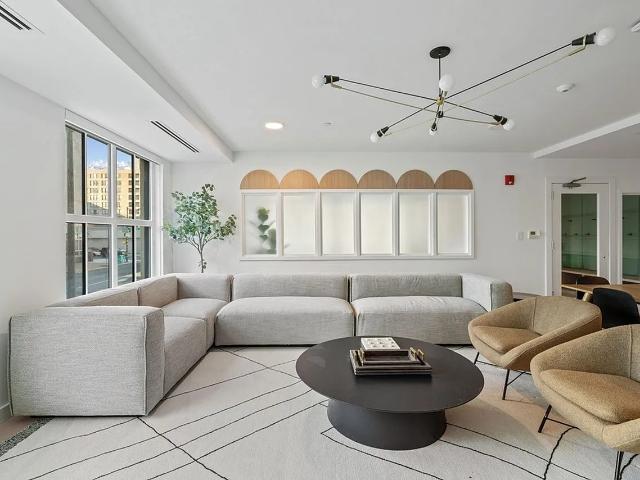2 BR, 2 BA Apartment 545 North Broad Street Unit 411, Philadelphia, PA 19123