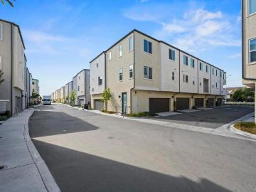 2 BR, 2 BA Apartment 5480 Seacliff Place, Otay Mesa, CA 92154