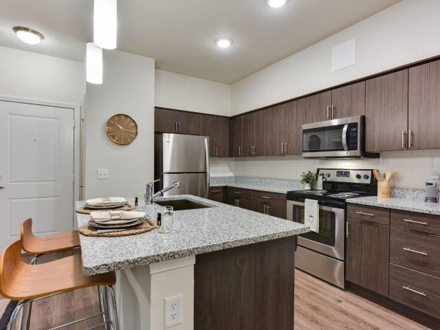 2 BR, 2 BA Apartment 5501 Ross Road Unit 0728, Del Valle, TX 78617