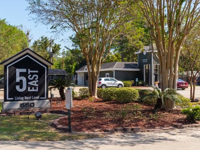 2 BR, 2 BA Apartment 550 Lee Drive Unit 253 FU, Baton Rouge, LA 70808