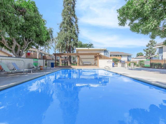 2 BR, 2 BA Apartment 550 Los Arbolitos Blvd Unit 296, Oceanside, CA 92058