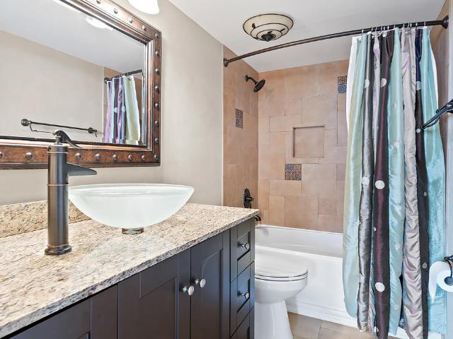 2 BR, 2 BA Apartment 5600 North Flagler Drive, West Palm Beach, FL 33407
