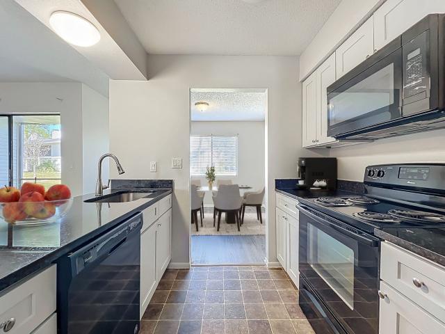 2 BR, 2 BA Apartment 568 Breckenridge Village Apt #102 Unit 556 211, Altamonte Springs, FL 32714