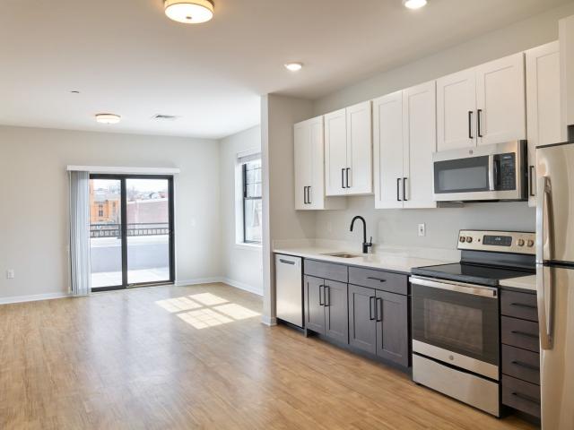 2 BR, 2 BA Apartment 56 North 3rd Street Unit 214, Easton, PA 18042
