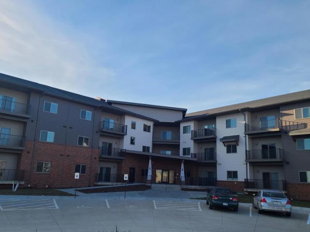 2 BR, 2 BA Apartment 5701 Christy Road Unit 305, Sioux City, IA 51106
