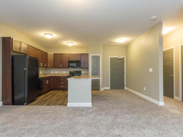 2 BR, 2 BA Apartment 5701 Christy Road Unit 8201, Sioux City, IA 51106