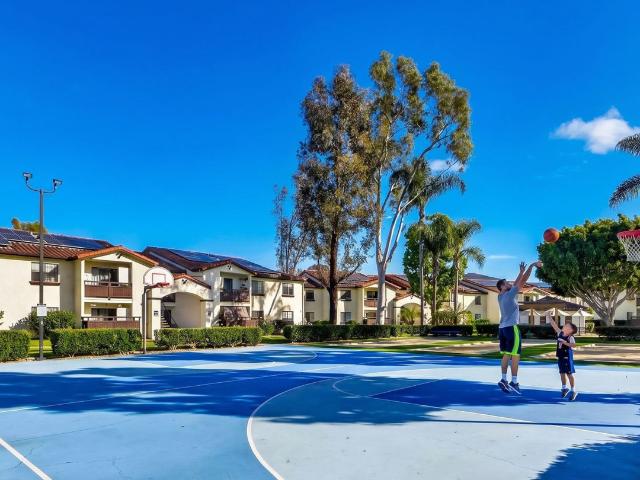 2 BR, 2 BA Apartment 570 East Barham Drive Unit 107, San Marcos, CA 92078