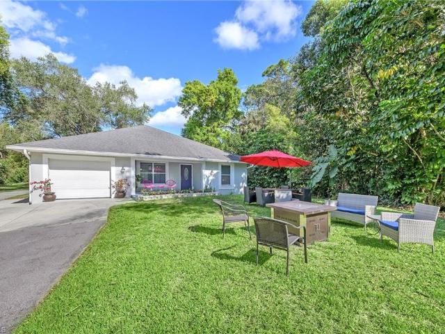 2 BR, 2 BA Apartment 5730 Golden Gate Pkwy, Naples, FL 34116