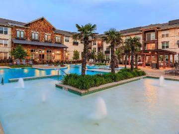 2 BR, 2 BA Apartment 5775 Parkwood Blvd Unit 01 1132, Frisco, TX 75034