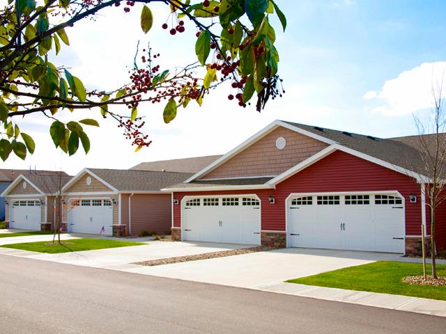 2 BR, 2 BA Apartment 5804 Hemlock Drive Unit 5827B, Whitestown, IN 46075