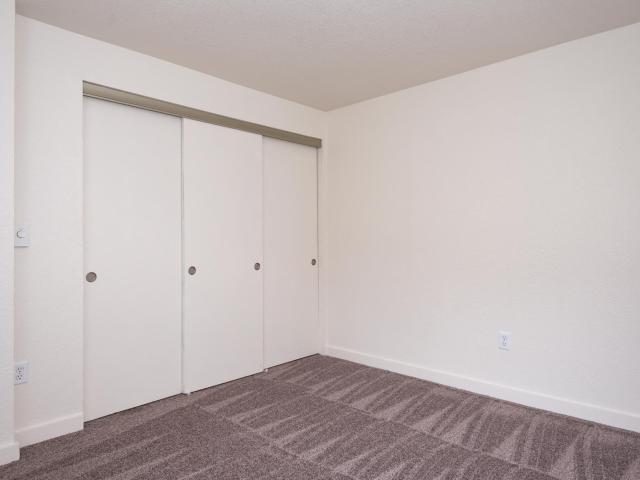 2 BR, 2 BA Apartment 5817 SW Beaverton Hillsdale Hwy Unit 42, Portland, OR 97221