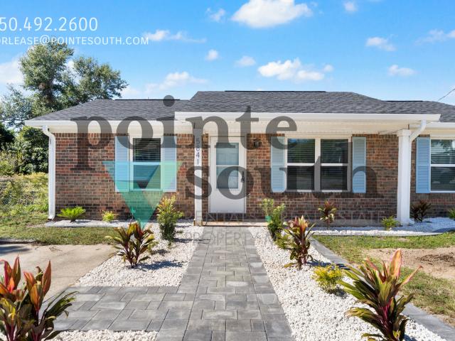 2 BR, 2 BA Apartment 5841 Linn Ave, Pensacola, FL 32507