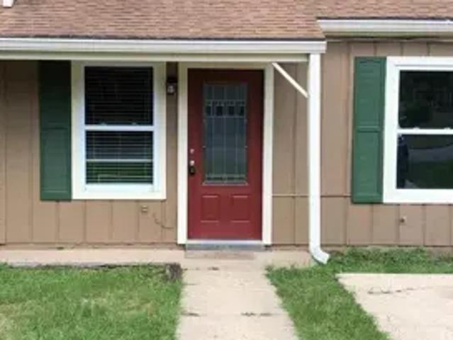 2 BR, 2 BA Apartment 5940 Mona Ln, Pensacola, FL 32504