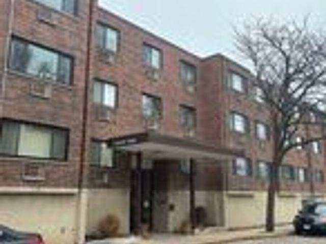 2 BR, 2 BA Apartment 5947 7th Avenue, Kenosha, WI 53140