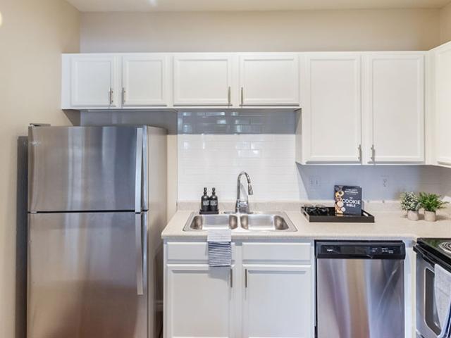 2 BR, 2 BA Apartment 5960 Siegen Ln Unit 10208, Baton Rouge, LA 70809
