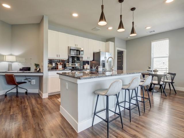 2 BR, 2 BA Apartment 5005 E. Parmer Lane Unit 2 7201, Manor, TX 78653