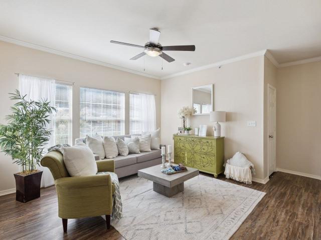 2 BR, 2 BA Apartment 500 Central Park Drive Unit 20 2021, Oklahoma City, OK 73105