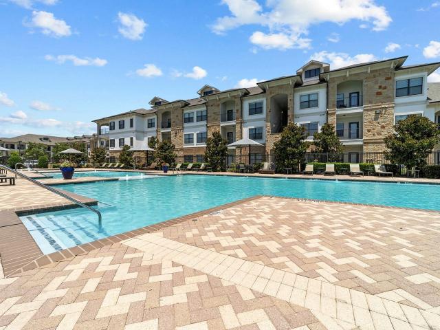 2 BR, 2 BA Apartment 5050 Farm to Market Rd 423 Unit 03114, Frisco, TX 75034