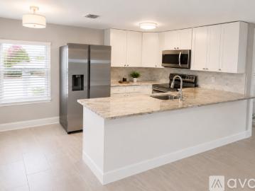 2 BR, 2 BA Apartment 506 Engman St, Clearwater, FL 33755
