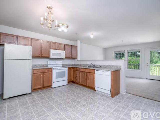 2 BR, 2 BA Apartment 442 Talon Drive, Unit 442 Talon Drive, Mountville, PA 17554