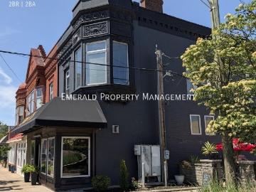 2 BR, 2 BA Apartment 514 E State St, Rockford, IL 61104
